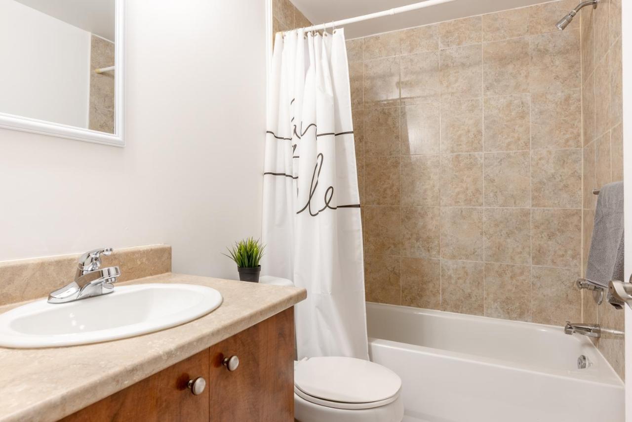 Alywin Apartments In Hochelaga Montreal Bagian luar foto